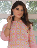 Load image into Gallery viewer, Fancy Seap Buttoned Detiled Straight Kurti
