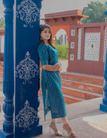 Load image into Gallery viewer, Puff Sleeved Staight Kurti
