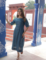 Load image into Gallery viewer, Puff Sleeved Staight Kurti
