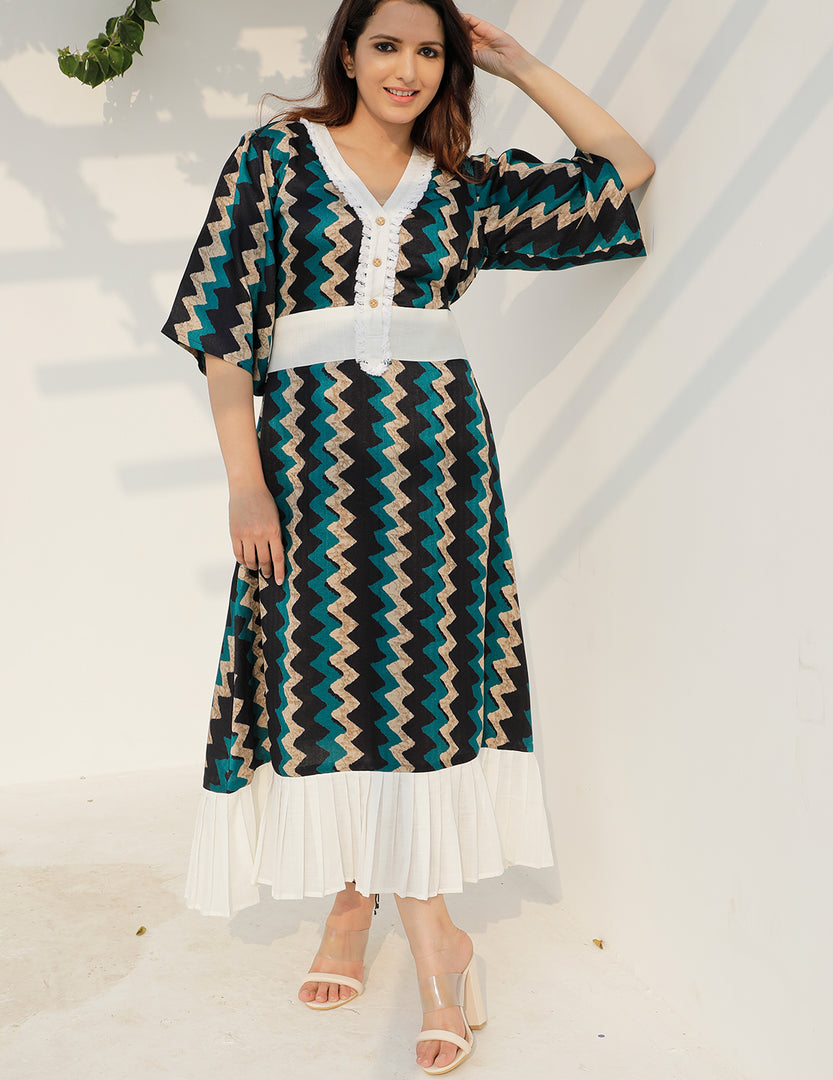 Zigzag Printed Flared with Curated Pleats
